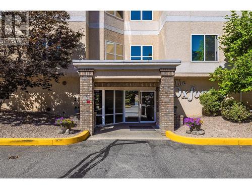 Welcome to The Oxford II - 985 Klo Road Unit# 319, Kelowna, BC - Outdoor