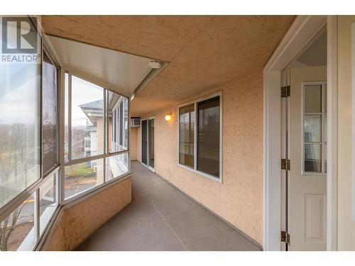 985 Klo Road Unit# 319, Kelowna, BC - Outdoor With Balcony With Exterior