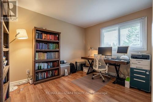 32 Kenedon Drive, Kawartha Lakes, ON - Indoor Photo Showing Office