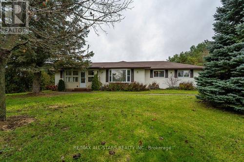 32 Kenedon Drive, Kawartha Lakes, ON - Outdoor With Facade