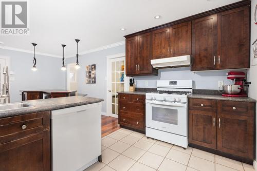 4 Trinity Street, St. John'S, NL - Indoor Photo Showing Kitchen