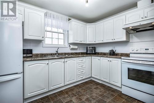 7 Souther Path, Conception Harbour, NL - Indoor Photo Showing Kitchen With Double Sink