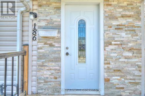 186 Wellington Street, Port Colborne, ON - Outdoor