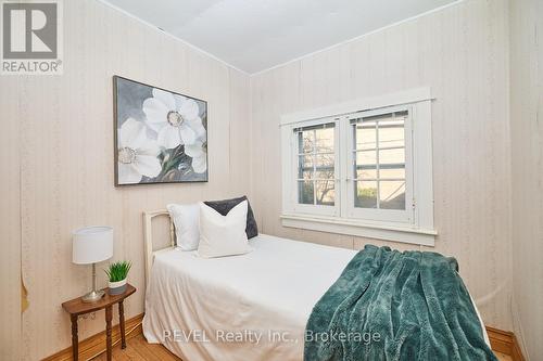 11357 Fowler Road, Wainfleet, ON - Indoor Photo Showing Bedroom