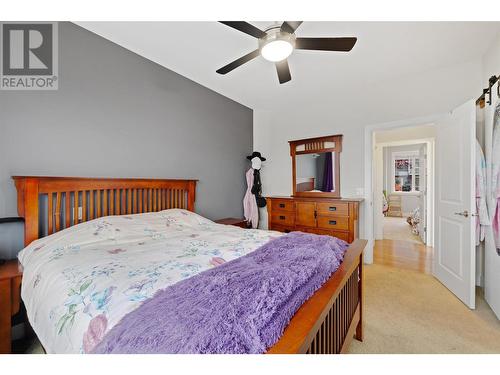 9749 Santina Road, Lake Country, BC - Indoor Photo Showing Bedroom