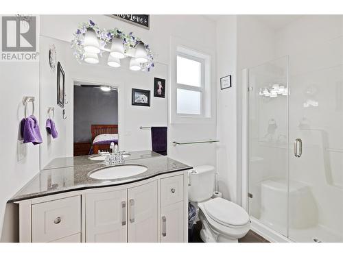 9749 Santina Road, Lake Country, BC - Indoor Photo Showing Bathroom