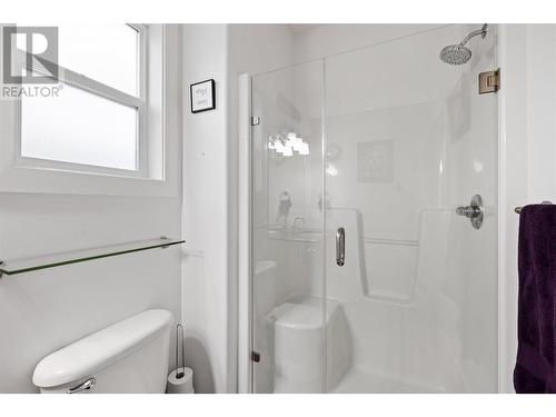 9749 Santina Road, Lake Country, BC - Indoor Photo Showing Bathroom