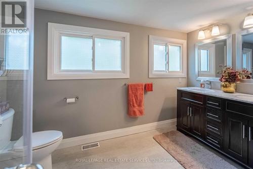 2365 Selwyn Bay Lane, Smith-Ennismore-Lakefield, ON - Indoor Photo Showing Bathroom