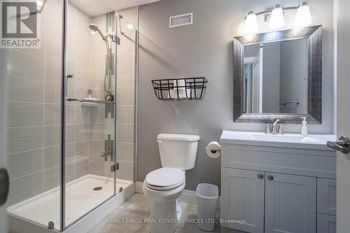 2365 Selwyn Bay Lane, Smith-Ennismore-Lakefield, ON - Indoor Photo Showing Bathroom