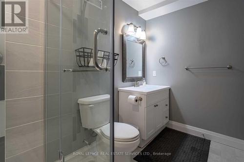 2365 Selwyn Bay Lane, Smith-Ennismore-Lakefield, ON - Indoor Photo Showing Bathroom