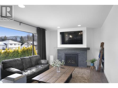 1694 Kingfisher Avenue, Kitimat, BC - Indoor Photo Showing Living Room With Fireplace