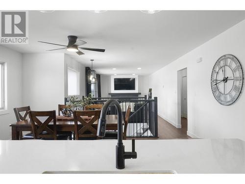 1694 Kingfisher Avenue, Kitimat, BC - Indoor Photo Showing Dining Room