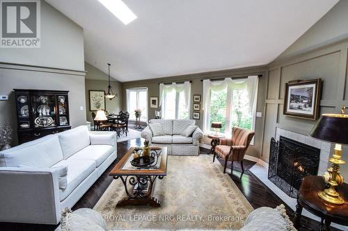 24 - 141 Welland Vale Road, St. Catharines (453 - Grapeview), ON - Indoor Photo Showing Living Room With Fireplace