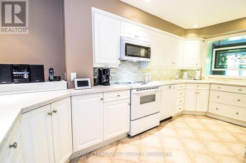 24 - 141 Welland Vale Road, St. Catharines (453 - Grapeview), ON - Indoor Photo Showing Kitchen