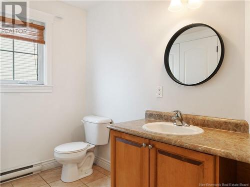 28 Blanchard Street, Dieppe, NB - Indoor Photo Showing Bathroom