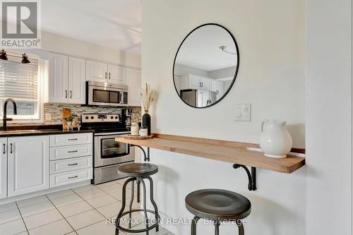 30 Patterson Drive, North Dumfries, ON - Indoor Photo Showing Kitchen