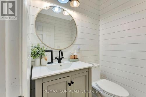 30 Patterson Drive, North Dumfries, ON - Indoor Photo Showing Bathroom