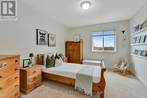 30 Patterson Drive, North Dumfries, ON - Indoor Photo Showing Bedroom