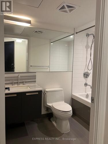 318 - 57 St Joseph Street, Toronto, ON - Indoor Photo Showing Bathroom