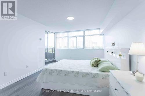 808 - 3151 Bridletowne Circle, Toronto, ON - Indoor Photo Showing Bedroom