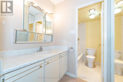 1403 - 121 Ling Road, Toronto, ON - Indoor Photo Showing Bathroom