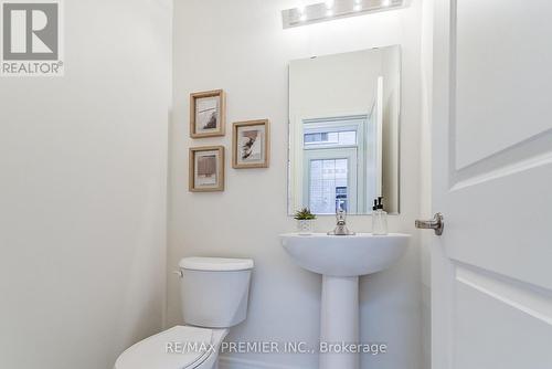 305 Coronation Road, Whitby, ON - Indoor Photo Showing Bathroom