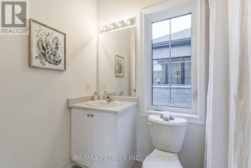 305 Coronation Road, Whitby, ON - Indoor Photo Showing Bathroom