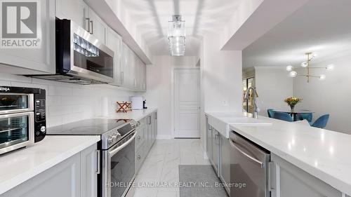 503 - 9015 Leslie Street, Richmond Hill, ON - Indoor Photo Showing Kitchen With Stainless Steel Kitchen With Upgraded Kitchen