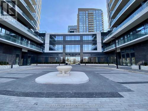 1019 - 35 Watergarden Drive, Mississauga, ON - Outdoor With Balcony