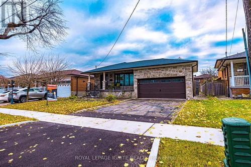 70 Keegan Crescent, Toronto, ON - Outdoor