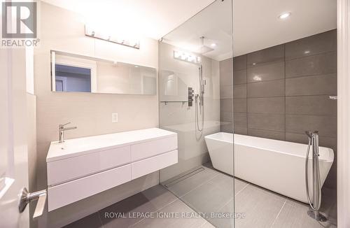 70 Keegan Crescent, Toronto, ON - Indoor Photo Showing Bathroom