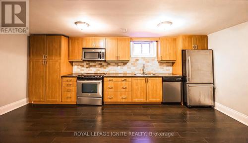 70 Keegan Crescent, Toronto, ON - Indoor Photo Showing Kitchen With Double Sink