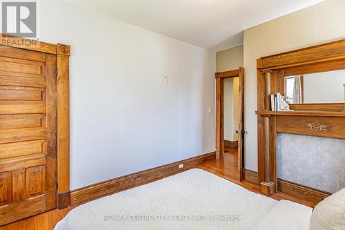 175 Broadway Street, North Middlesex (Parkhill), ON - Indoor Photo Showing Bedroom