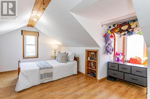 175 Broadway Street, North Middlesex (Parkhill), ON - Indoor Photo Showing Bedroom