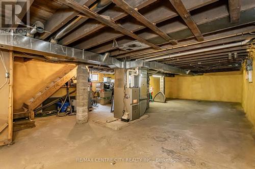 175 Broadway Street, North Middlesex (Parkhill), ON - Indoor Photo Showing Basement