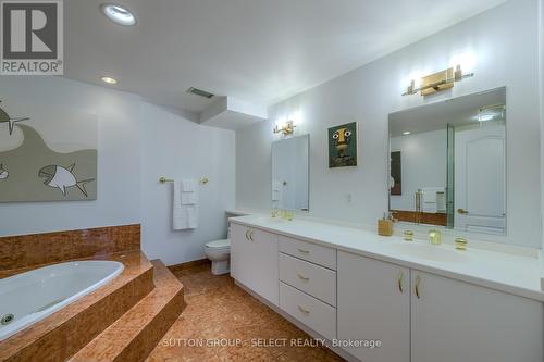 502 - 250 Sydenham Street, London, ON - Indoor Photo Showing Bathroom