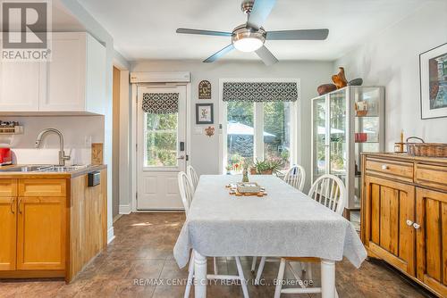 24 Thorncrest Crescent, London, ON - Indoor Photo Showing Dining Room