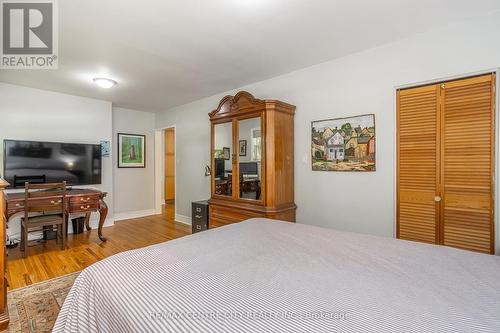 24 Thorncrest Crescent, London, ON - Indoor Photo Showing Bedroom