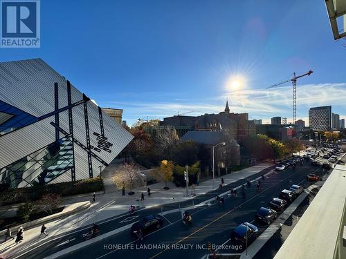 401 - 200 Bloor Street W, Toronto, ON - Outdoor With View