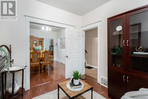 8 Blakley Avenue, Toronto, ON - Indoor Photo Showing Living Room