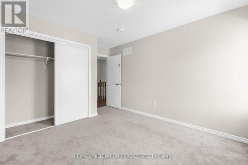 8620 Pawpaw Lane, Niagara Falls, ON - Indoor Photo Showing Other Room