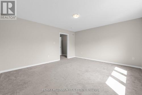 8620 Pawpaw Lane, Niagara Falls, ON - Indoor Photo Showing Other Room