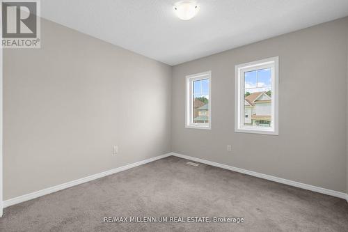 8620 Pawpaw Lane, Niagara Falls, ON - Indoor Photo Showing Other Room