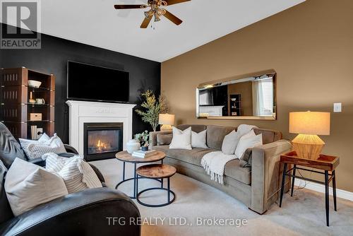 606 Oldman Road, Oshawa (Eastdale), ON - Indoor Photo Showing Living Room With Fireplace