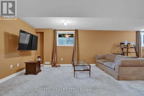 606 Oldman Road, Oshawa (Eastdale), ON - Indoor