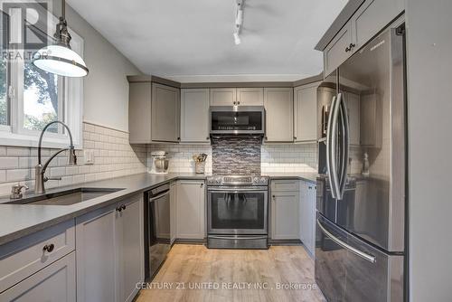 1186 Cartier Boulevard, Peterborough (Northcrest), ON - Indoor Photo Showing Kitchen With Stainless Steel Kitchen With Upgraded Kitchen