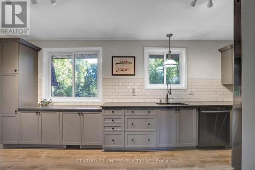 1186 Cartier Boulevard, Peterborough (Northcrest), ON - Indoor Photo Showing Kitchen