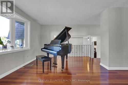 1186 Cartier Boulevard, Peterborough (Northcrest), ON - Indoor Photo Showing Other Room