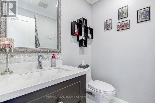 25 Beaver Street, Halton Hills, ON - Indoor Photo Showing Bathroom