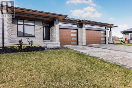 51 - 10 Coastal Crescent, Lambton Shores (Grand Bend), ON - Outdoor